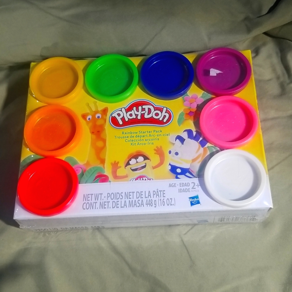 NEW Play-Doh Rainbow Starter Pack